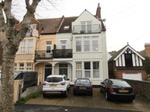 Manor Road, Westcliff-On-Sea, Essex, SS0 – 1 Bed Flat